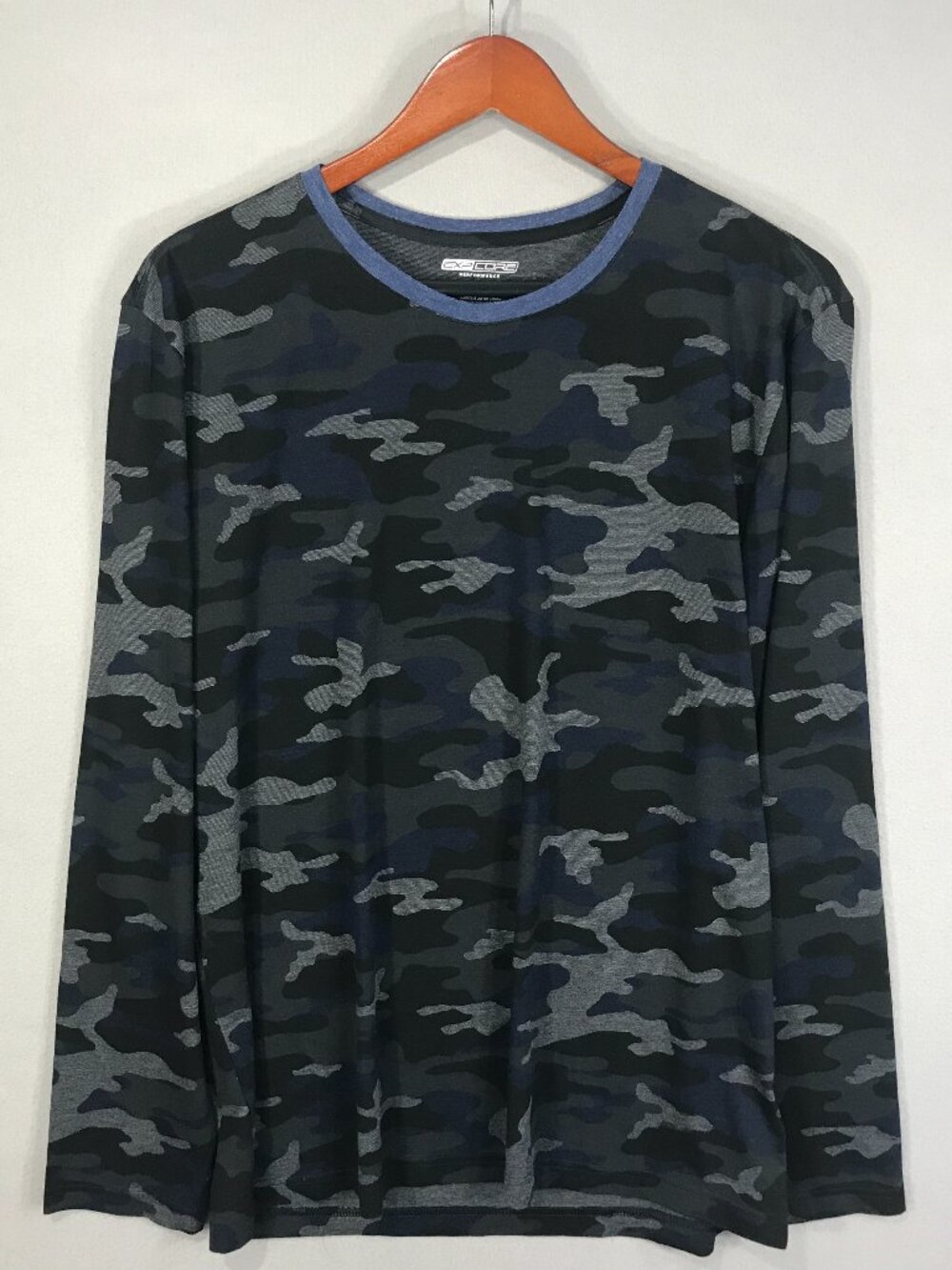 Express EXP CORE PERFORMANCE T Shirt Men's Large Black Camo Crewneck Long Sleeve